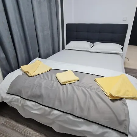 Апартаменти Pomiculturii 3 - Spacious 1Br Stay Timisoara