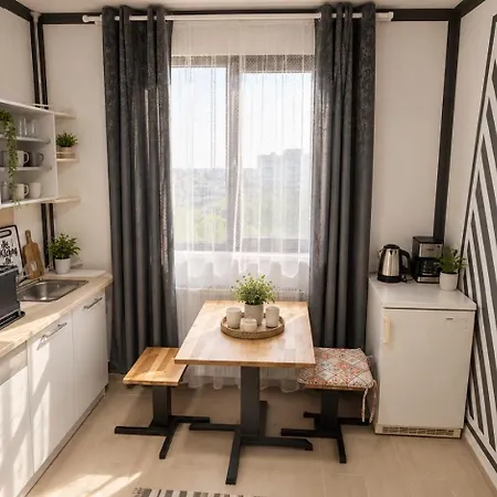 Pomiculturii 3 - Spacious 1br Apartment *