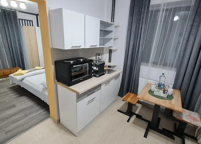 Апартаменти Pomiculturii 3 *